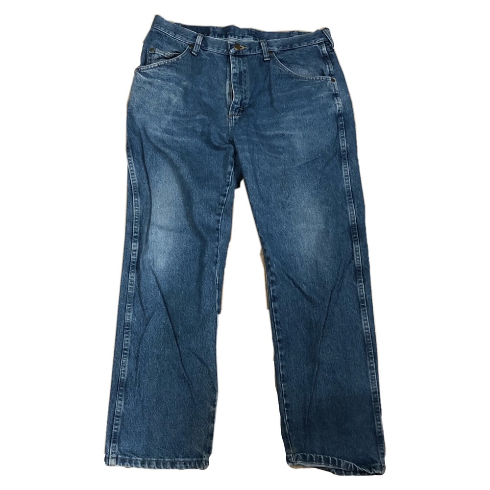 Men’s Regular Fit Wrangler Blue Jeans